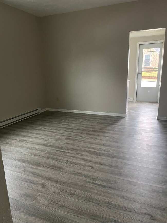 Living Room - 343 Sturges Ave Unit 343