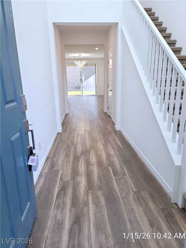 Photo - 2924 Gaffer Film St