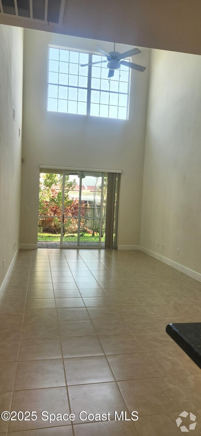 Building Photo - 1018 Steven Patrick Ave Rental