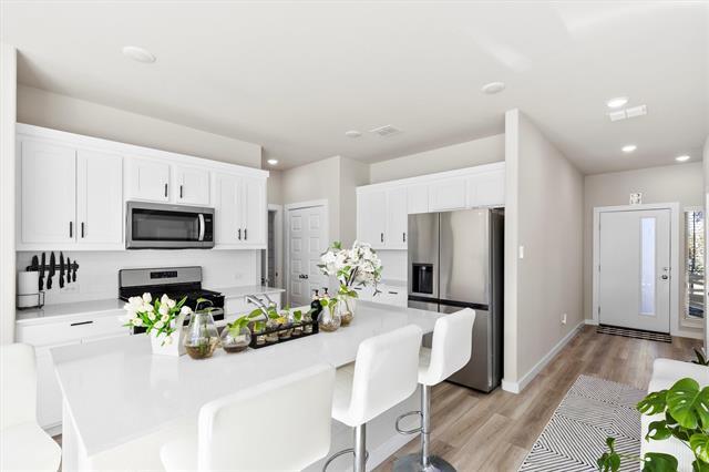 Photo - 615 Cottage Wood Dr