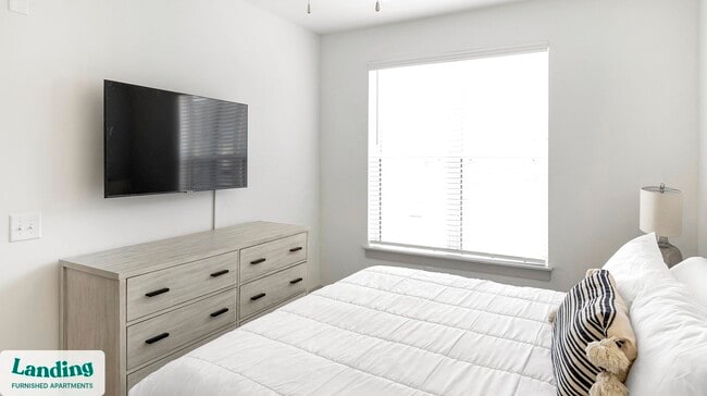 Photo - 2500 9th Ave SW Unit 204