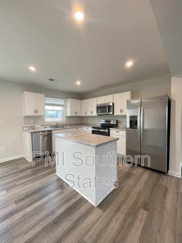 Photo - 231 Lehman Way