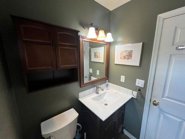 Photo - 504 9th St SW