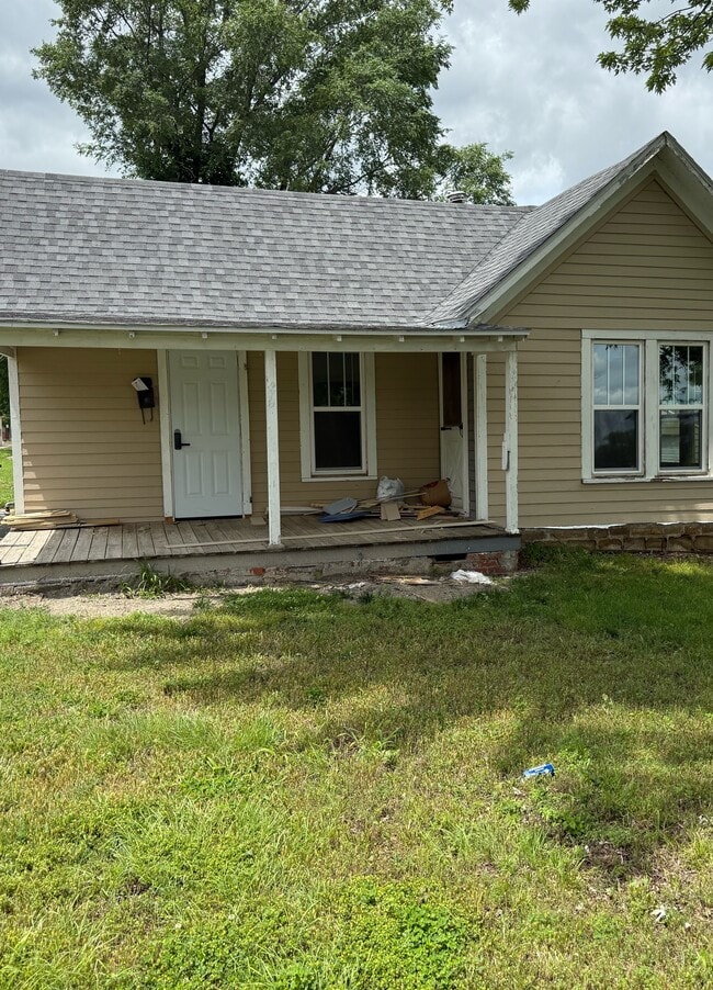 Building Photo - 319 S Ashby Ave