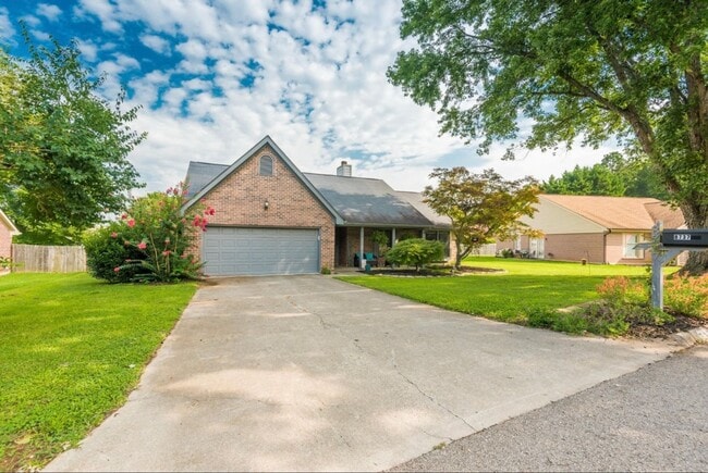 Photo - 8737 Shoreham Blvd