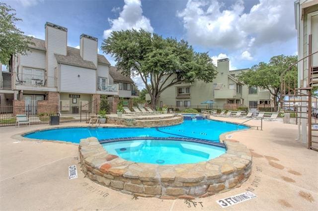 Building Photo - 3129 Sondra Dr Unit 302 Rental