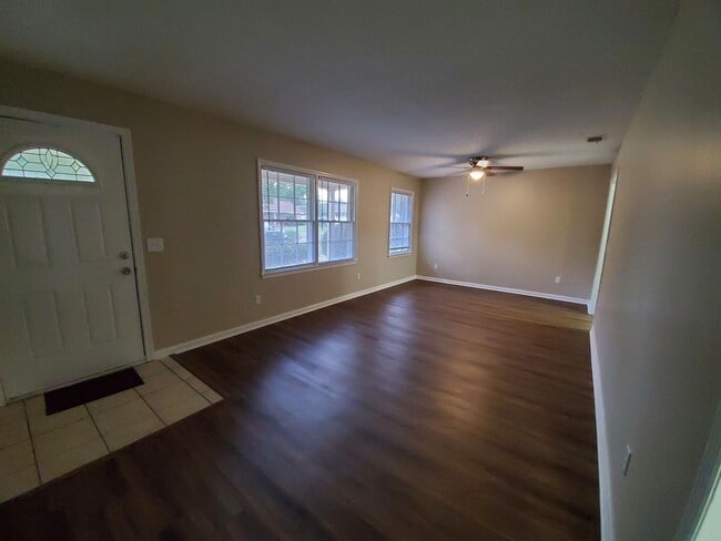 Photo - 203 Wilburn Rd