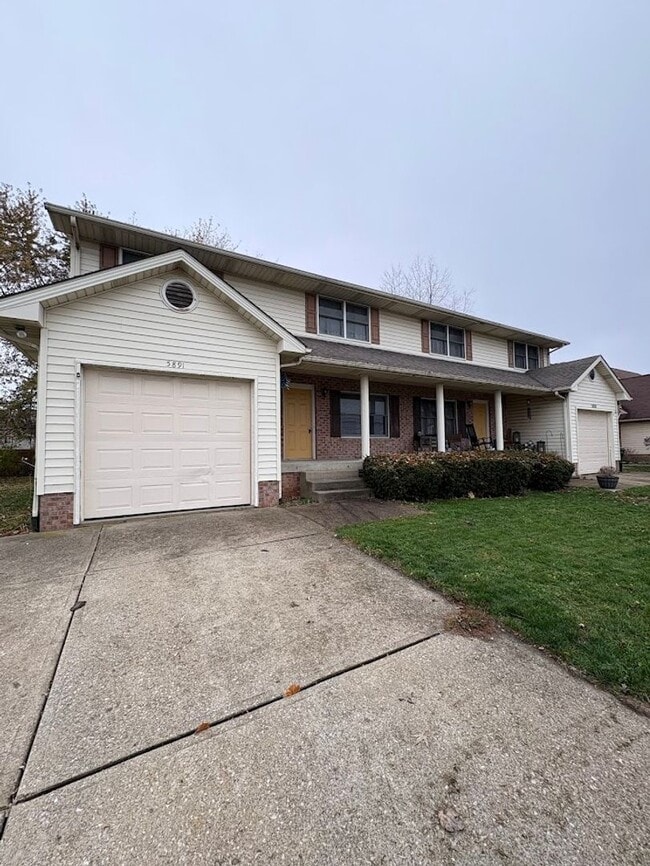 Building Photo - Beautiful and spacious 3 bedroom 2.5 bathroom townhome available for rent