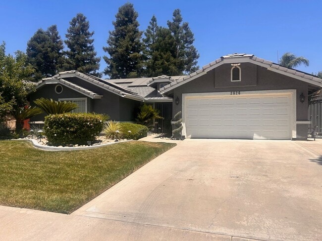 Photo - Beautiful Home for rent in Visalia!
