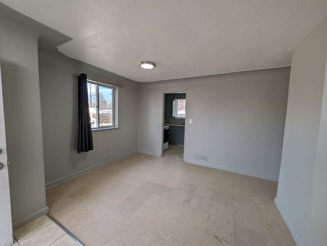 Photo - 1310 N Moline St