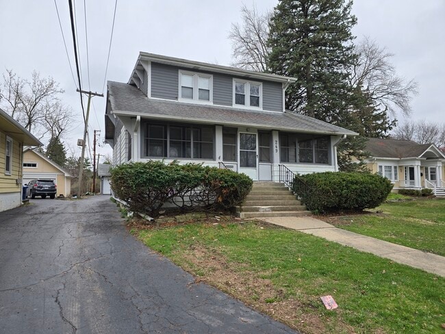 249 E Park Blvd