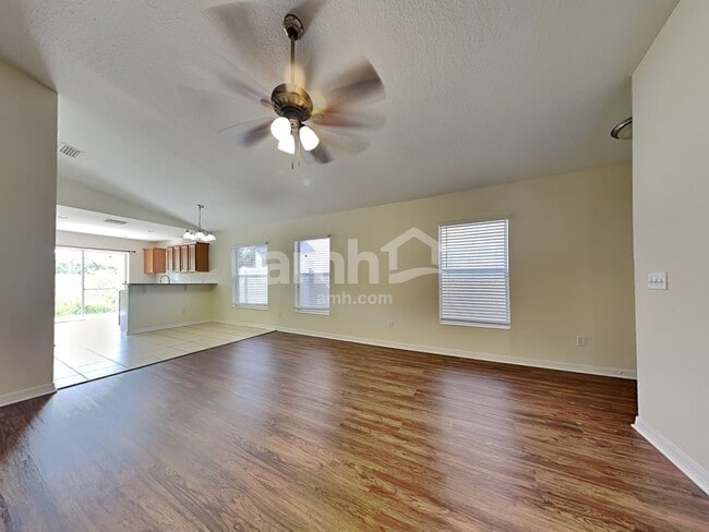 Photo - 8431 Deer Chase Dr