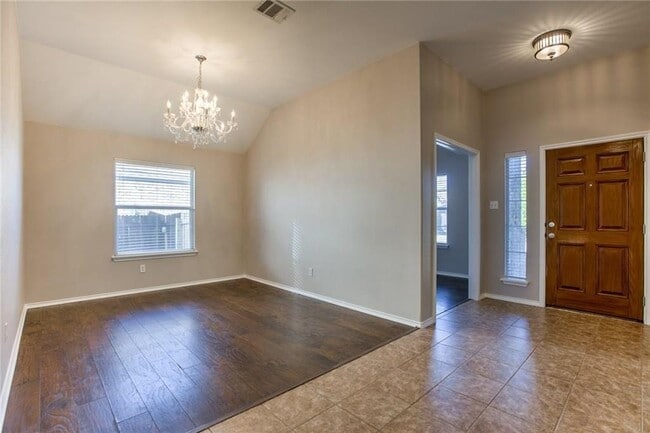 Building Photo - 799 Clear Springs Hollow