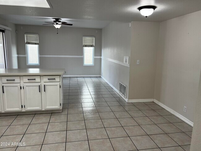 Photo - 4643 N 99th Dr