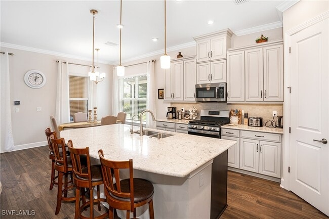 Photo - 8131 Lucello Ter S