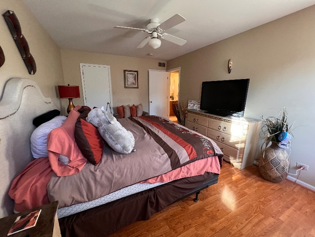 Photo - 2694 College Hill Cir