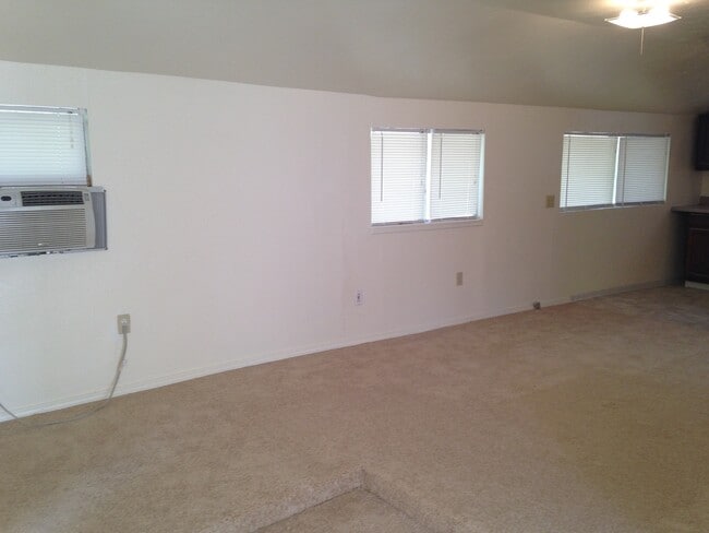 Photo - Studio single family home