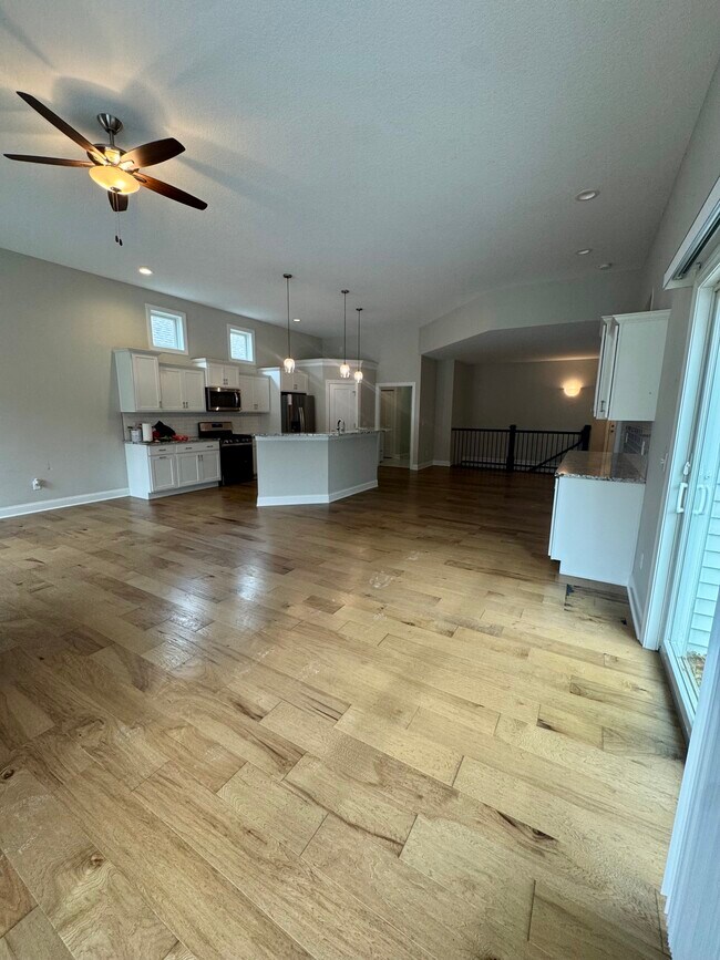 Photo - 5058 Pandit Dr