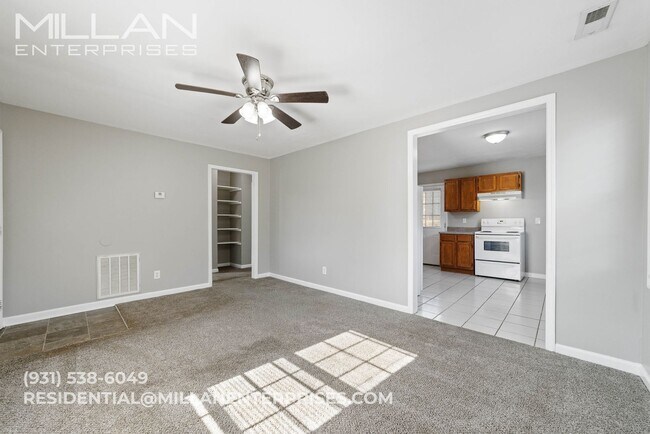 Photo - Cozy 2-Bedroom with Outdoor Space & Everyd...