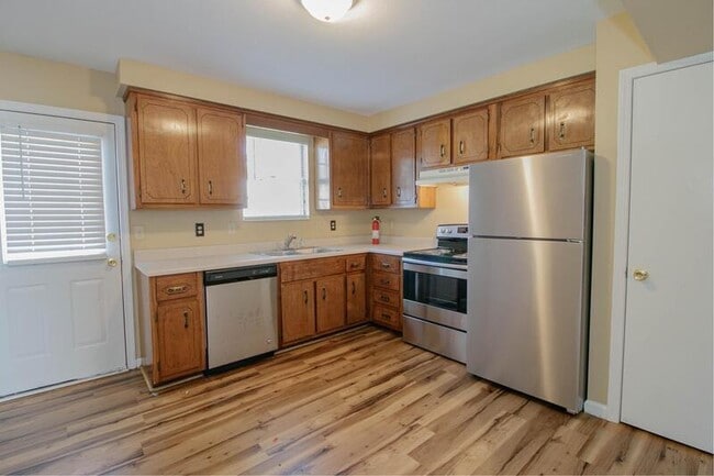 Photo - 371-4 Peabody Drive