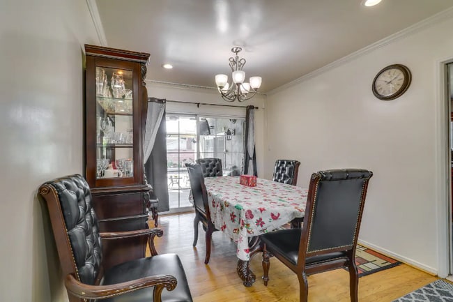 Photo - 16332 Nordhoff St