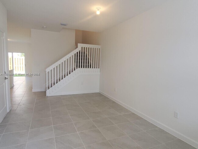 Photo - 2602 SE 11th St