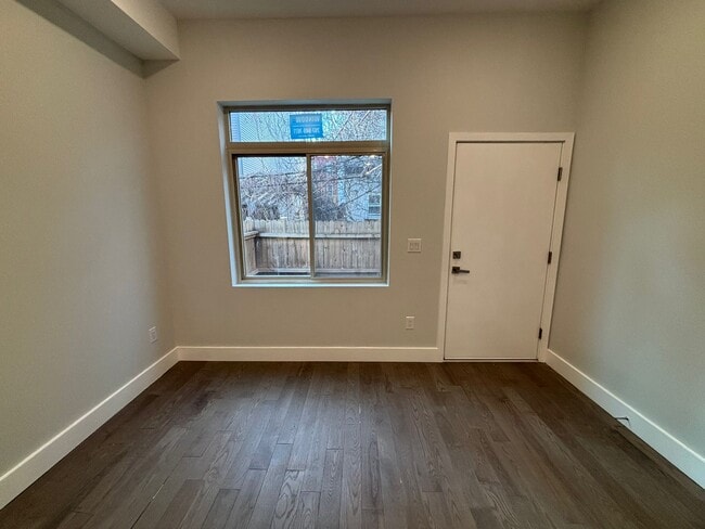 Photo - 2114 N Franklin St Unidad 1