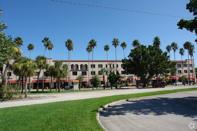 Photo - 238 Tampa Ave W