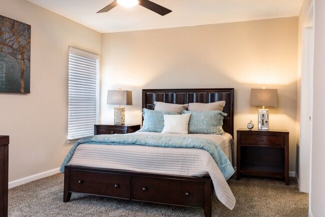 Two Large Bedrooms, Two Spacious Bathrooms - Redwood Lake Wylie