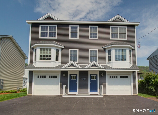 Building Photo - 44 Mettler St Unit B