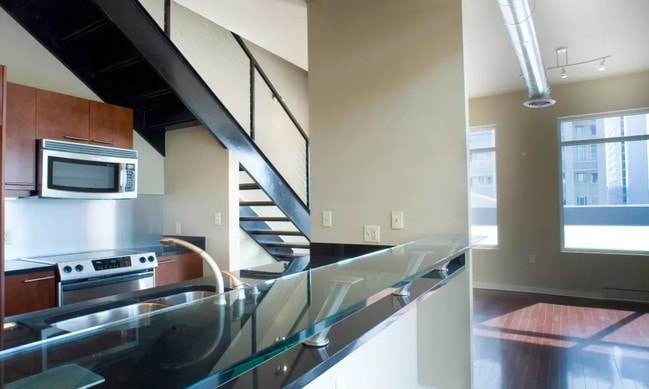 17th Street Lofts