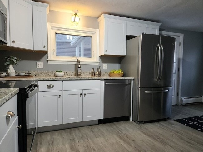 Photo - 81 Winthrop Pkwy