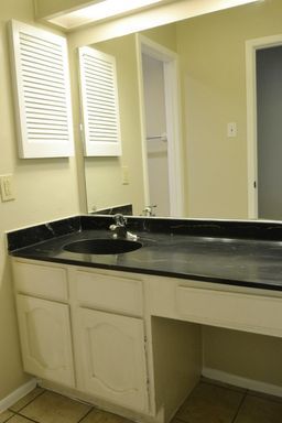 Photo - 4-2 Northwest SA Near UTSA, USAA, Lackland AFB