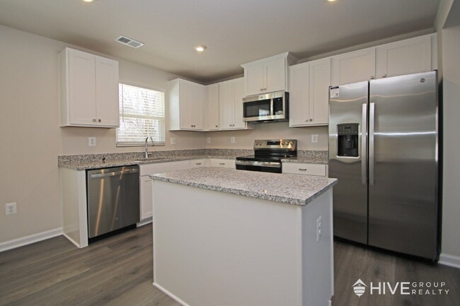 Photo - A Hidden Gem Surrounded by Trees