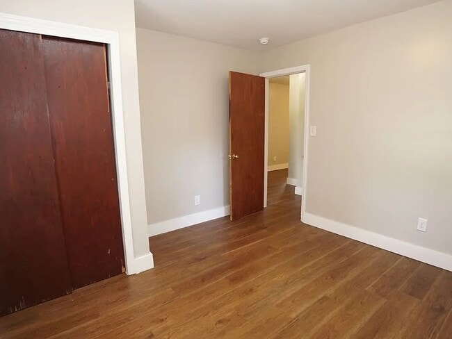 Photo - 260 Brighttown Rd