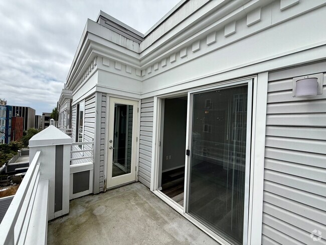 Building Photo - Uptown Condominiums - Lower Queen Anne Unit 405