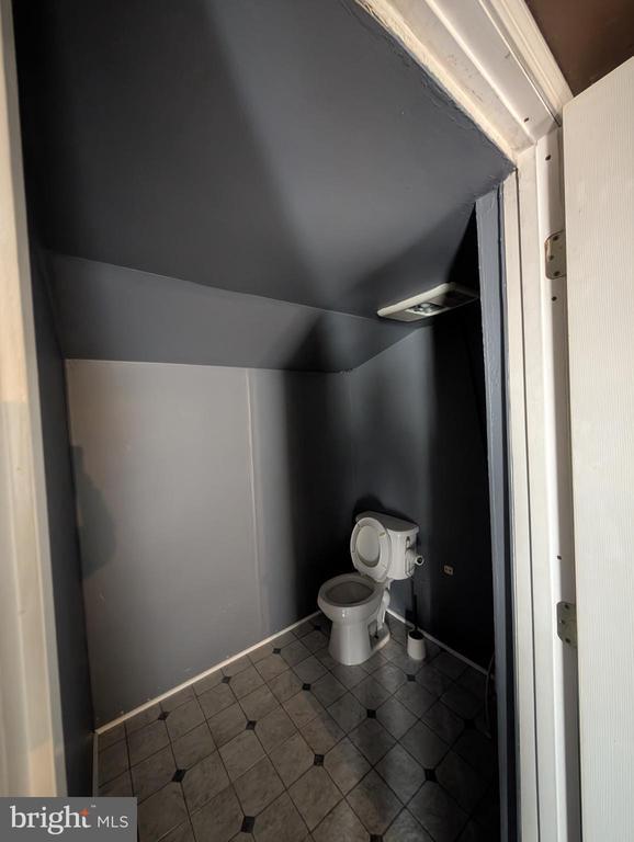 Photo - 202 Market St
