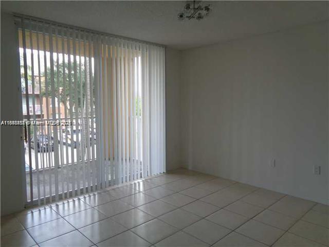 Photo - 720 SW 111th Ave Unit 207