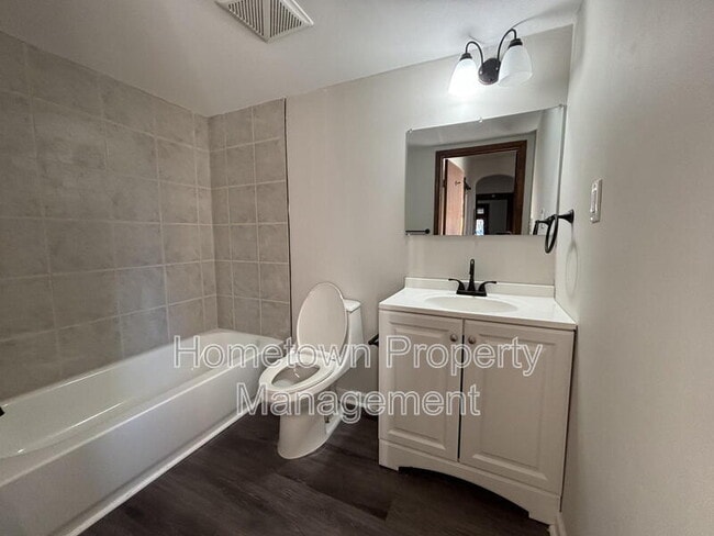 Photo - 71 Main St Unit Apt A