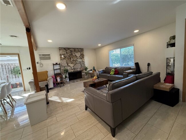 Photo - 7672 Amazon Dr Unit 1