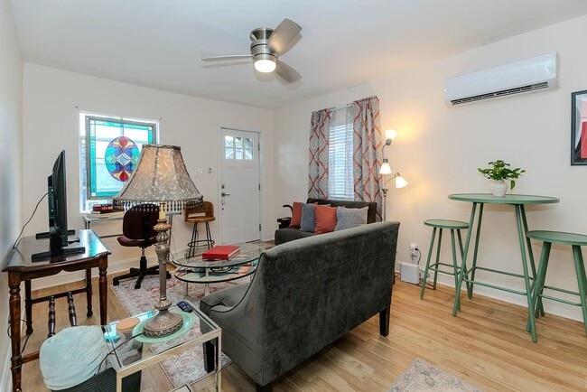 150 South Ave SE
