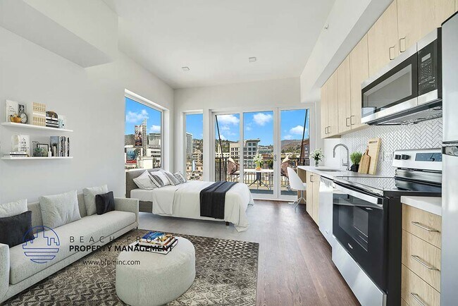 Photo - Premiere Hollywood