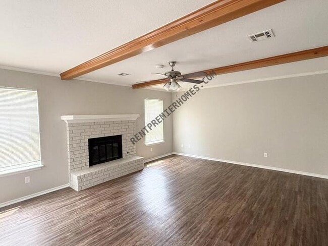Photo - 1110 E 137th Pl