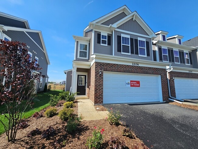 Photo - 2206 Horseshoe Cir Townhome