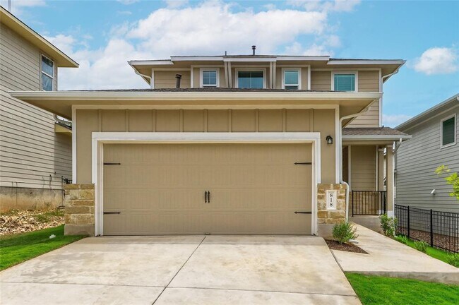 Photo - 818 Affazia Ln