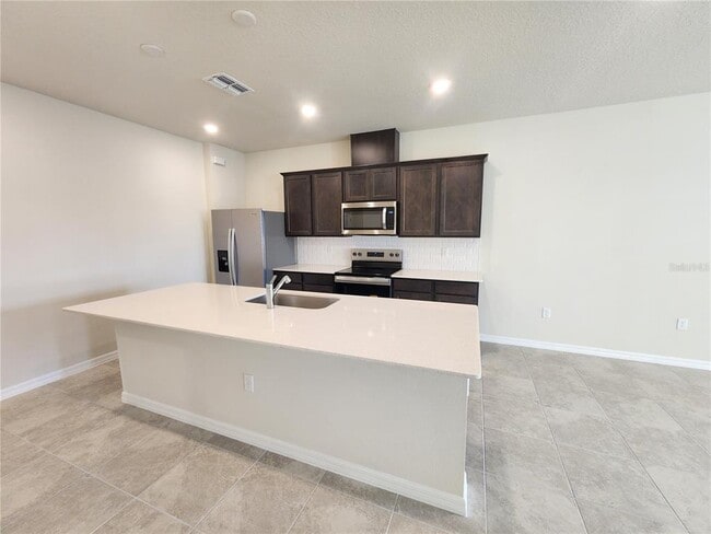 Photo - 16258 Merry Aly