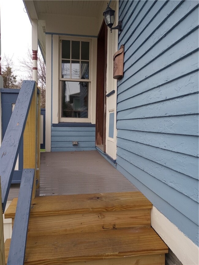 Photo - 364 W Gray St