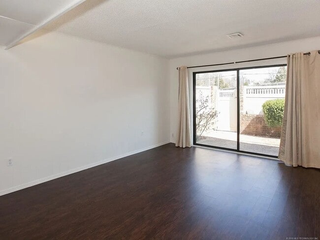 Photo - Condo for lease