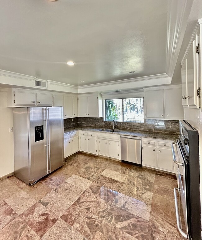 Photo - 22525 Flamingo St