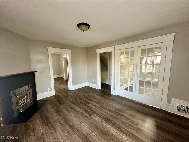 Photo - 202 Crosby St Unidad Up